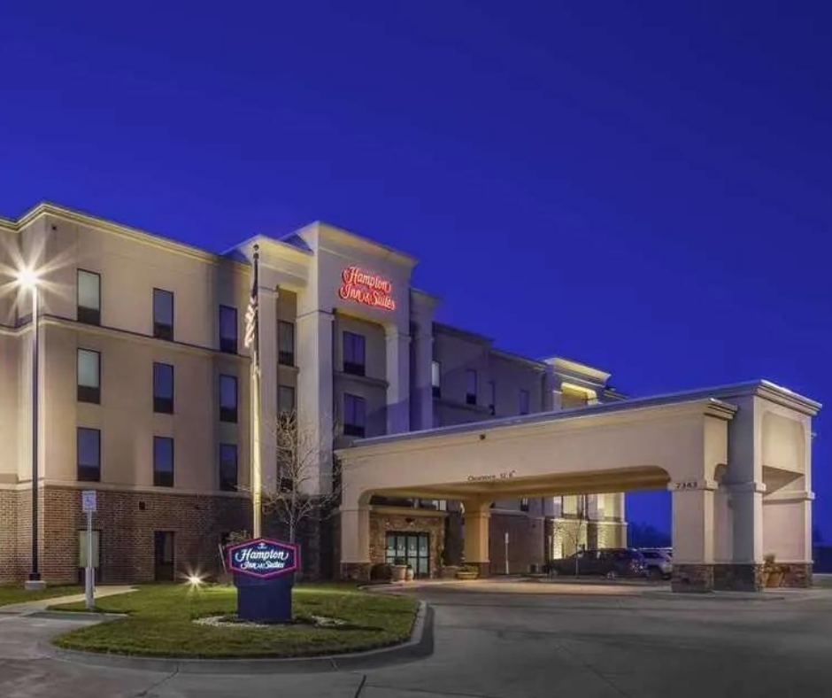 Hampton Inn & Suites